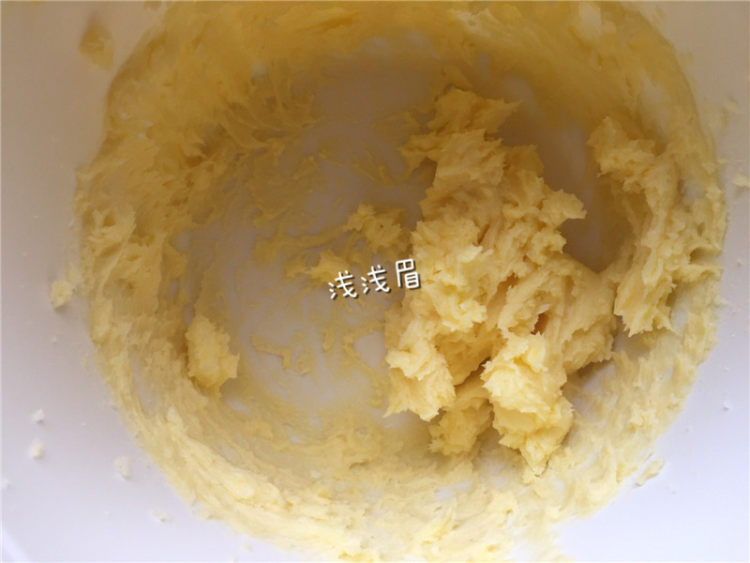 花纹曲奇饼干步骤2
