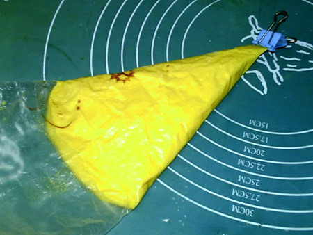 鹅蛋黄海绵饼干步骤9