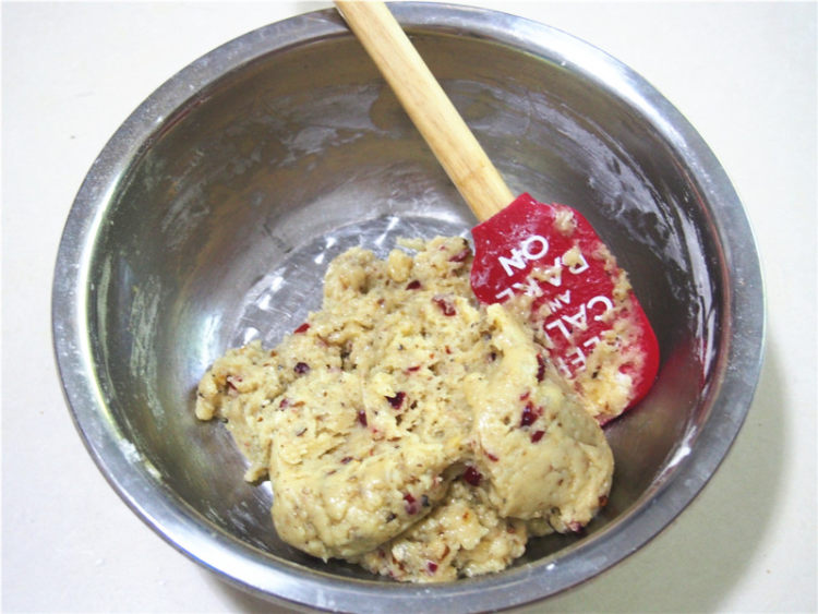 蔓越莓核桃酥步骤5