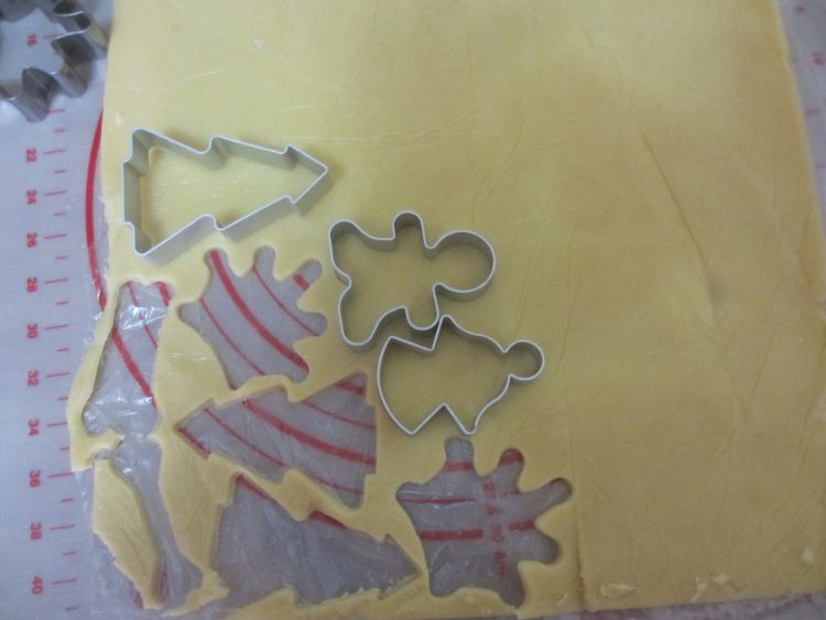 圣诞卡通小饼干步骤8