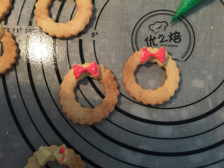圣诞花环饼干步骤18