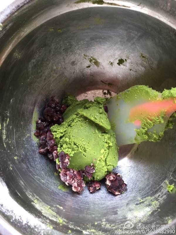 抹茶红豆曲奇步骤4