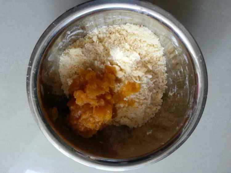 芝麻红薯脆条步骤4
