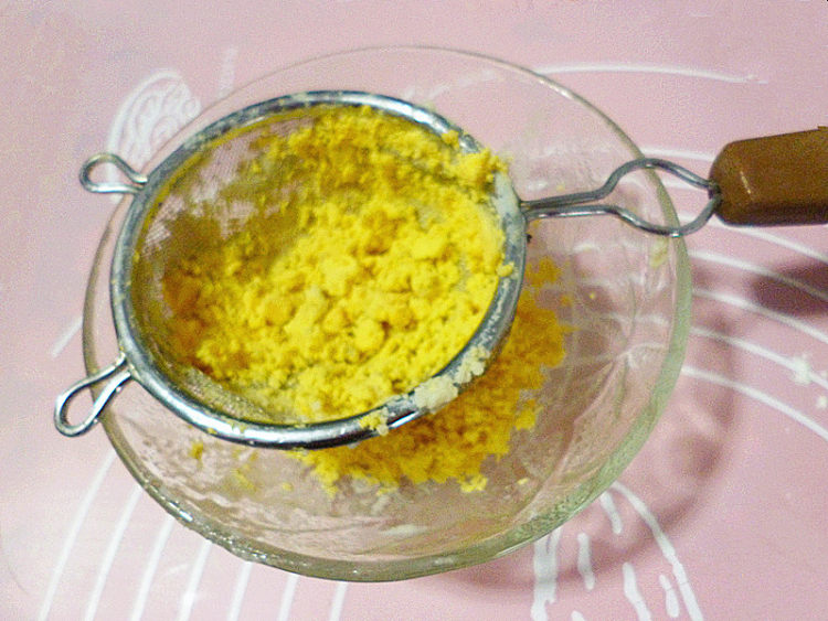 蛋黄椰蓉酥步骤2