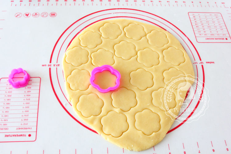 炼乳蜂蜜夹心饼干步骤8