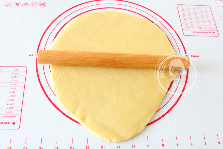 炼乳蜂蜜夹心饼干步骤7