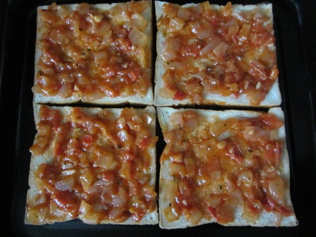 香酥土司披萨步骤6