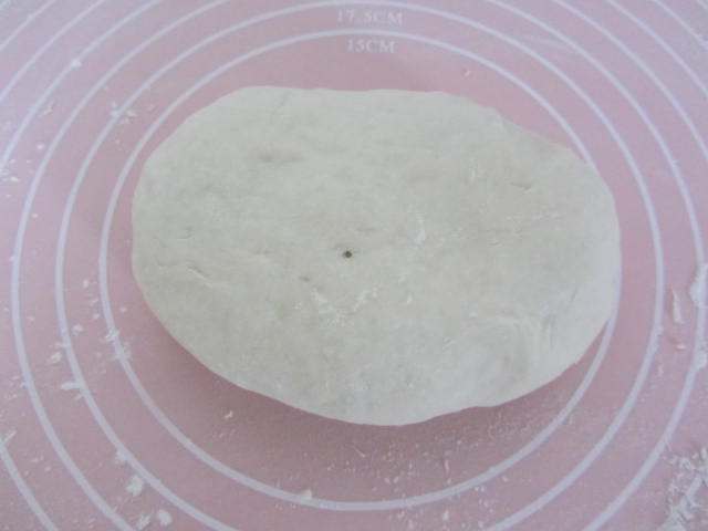 美味的腊肠披萨步骤1