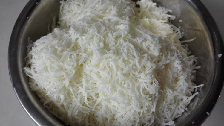 金枪鱼鲜虾土豆培根双步骤3