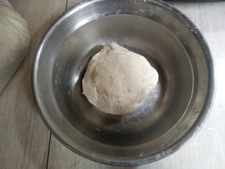 时蔬披萨步骤2