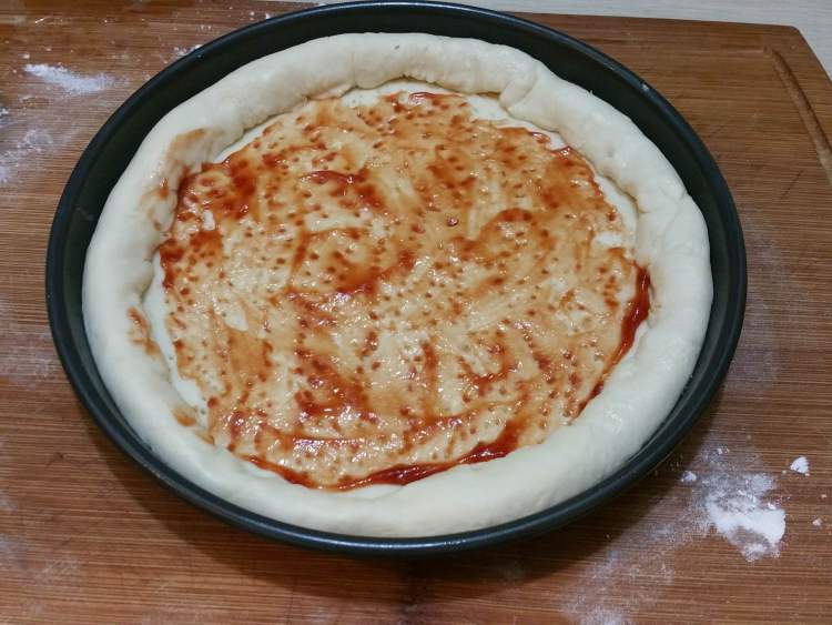 腊肉比萨步骤10