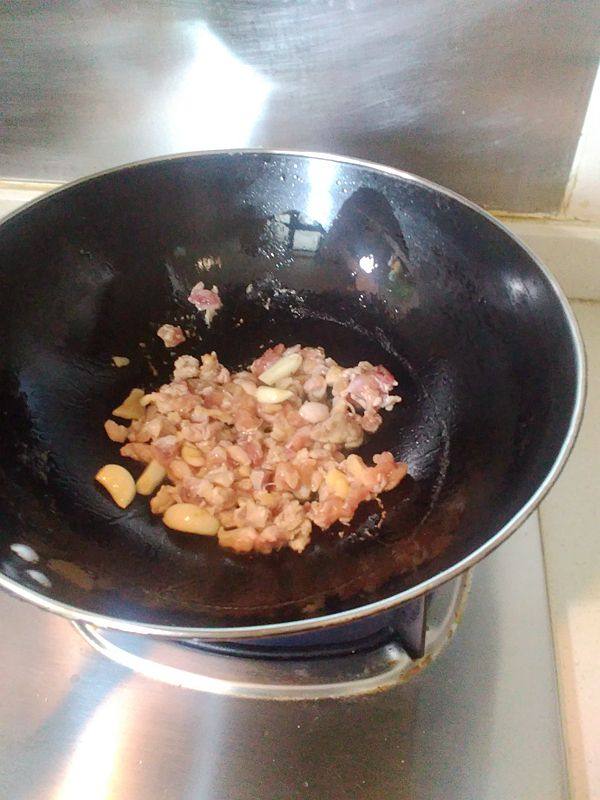简易版脆底披萨步骤4