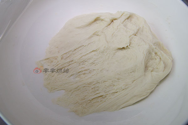 厚底鲜虾培根披萨步骤5