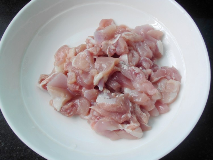 BBQ鸡肉核桃披萨步骤5
