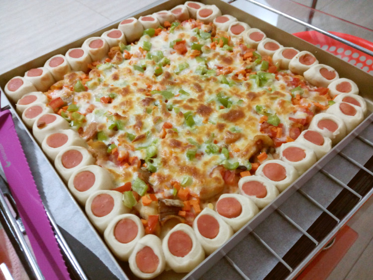 鸡腿花边巨无霸披萨步骤13