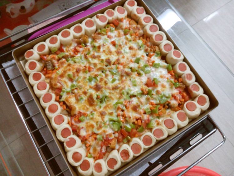 鸡腿花边巨无霸披萨步骤14
