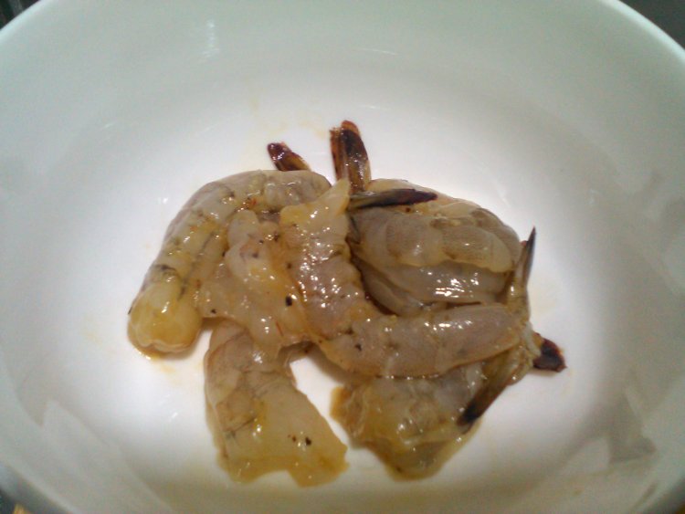 鸡肉虾仁披萨步骤6