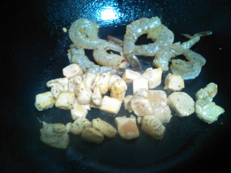 鸡肉虾仁披萨步骤8