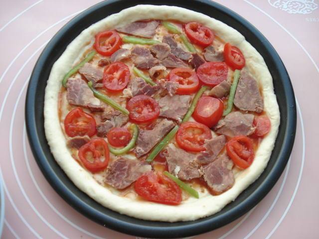 黑椒牛肉披萨步骤9
