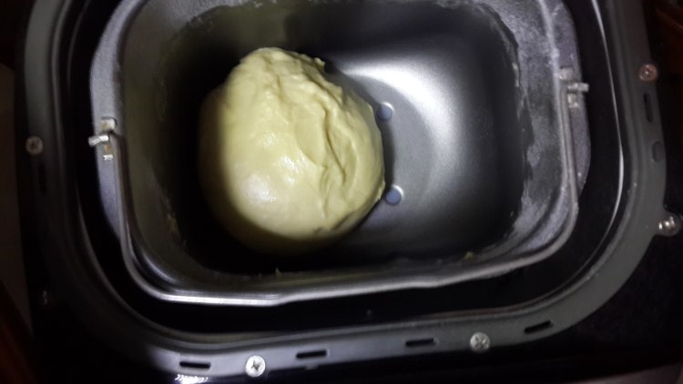 原香烧烤鸡肉比萨步骤3