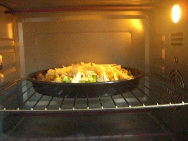 鸡肉玉米披萨步骤14