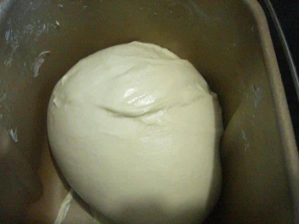 火腿核桃仁披萨步骤3