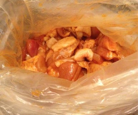 奥尔良鸡肉芝心披萨步骤3