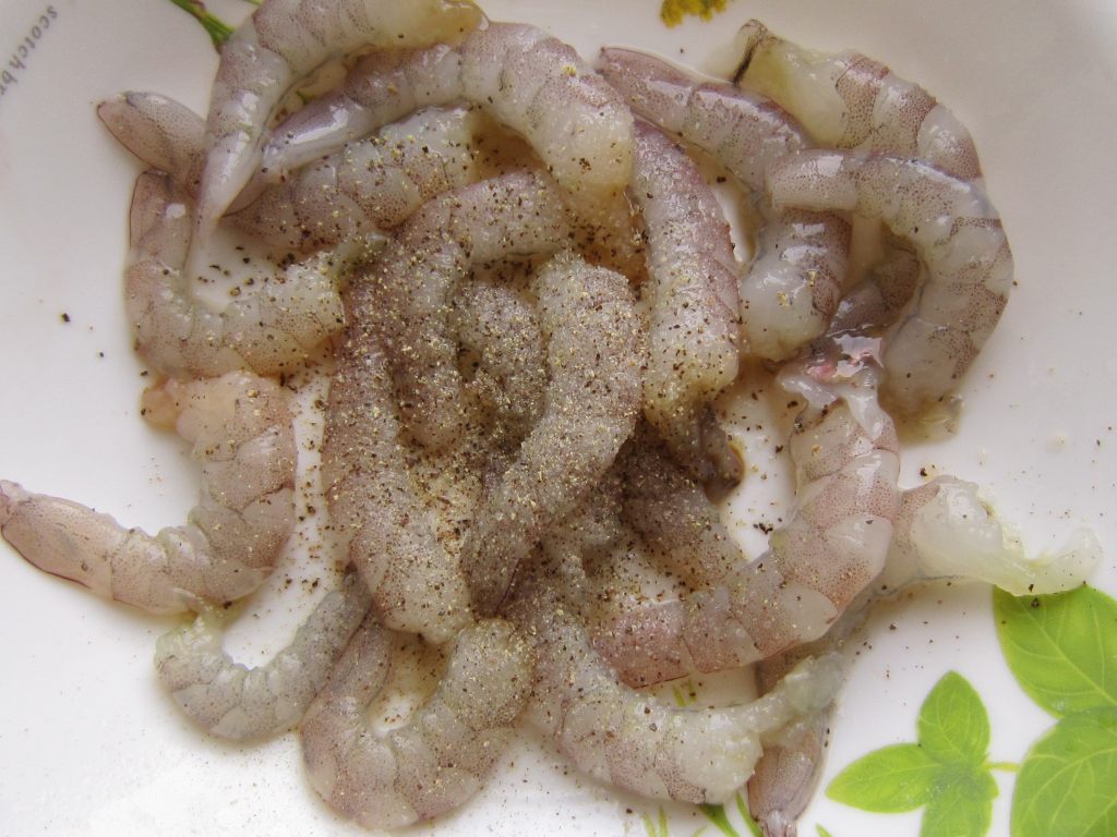虾仁香肠披萨步骤8