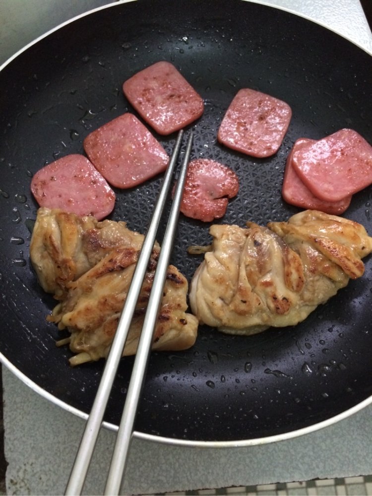 鸡腿火腿披萨步骤5