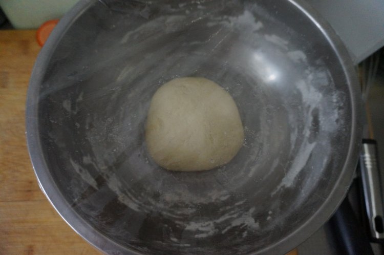 叉烧肉大虾双拼pizza步骤4