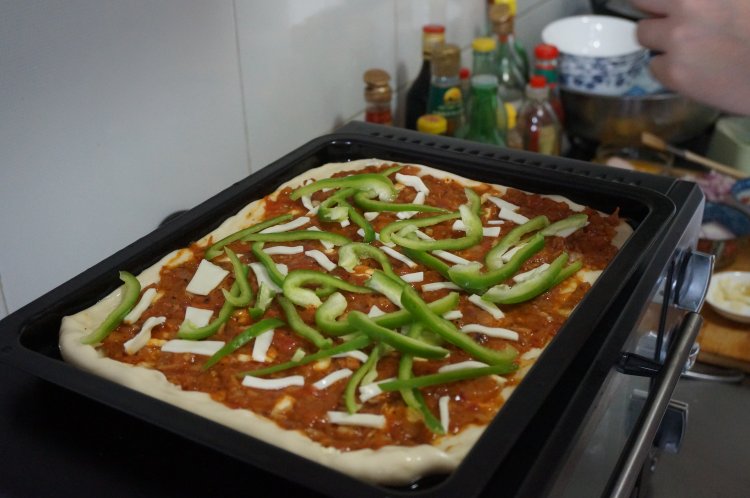 叉烧肉大虾双拼pizza步骤21