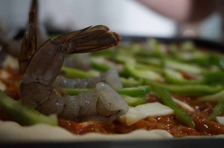 叉烧肉大虾双拼pizza步骤22
