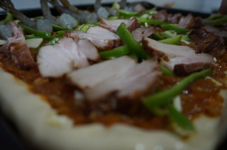 叉烧肉大虾双拼pizza步骤23
