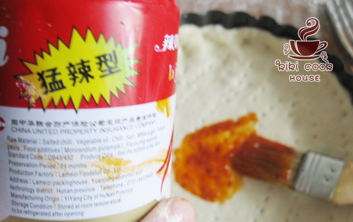香辣腊肠披萨步骤7