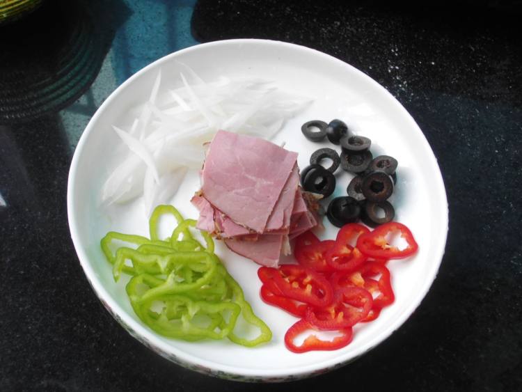 黑椒牛肉脆披萨步骤2
