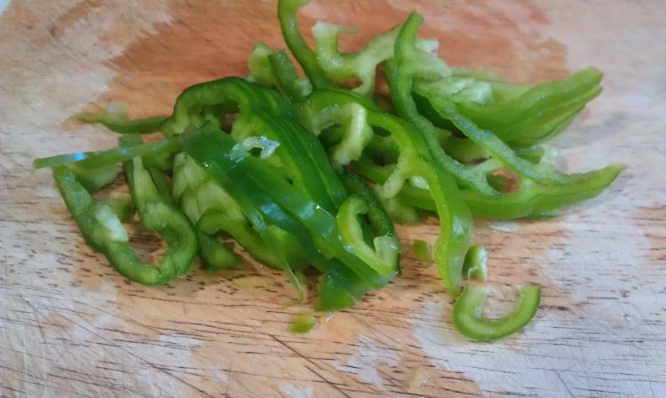 牛肉粒胡萝卜土司披萨步骤2