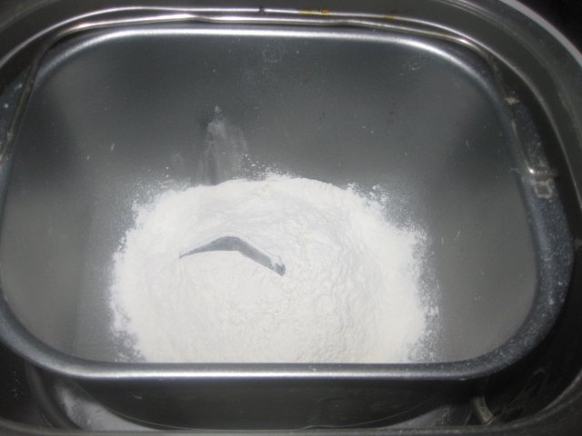 培根牛肉丸披萨步骤1