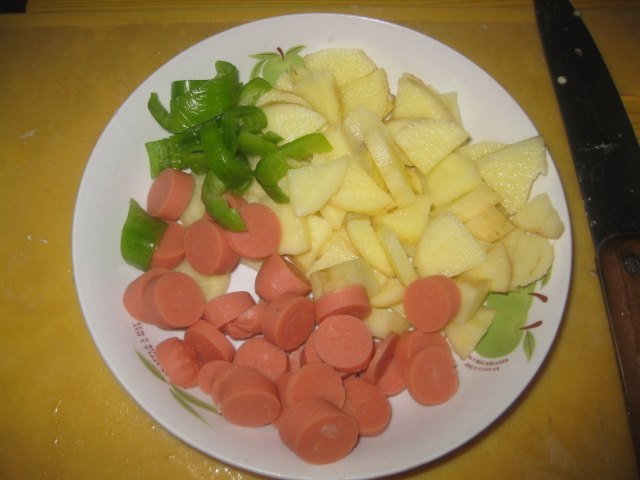 土豆火腿披萨步骤2
