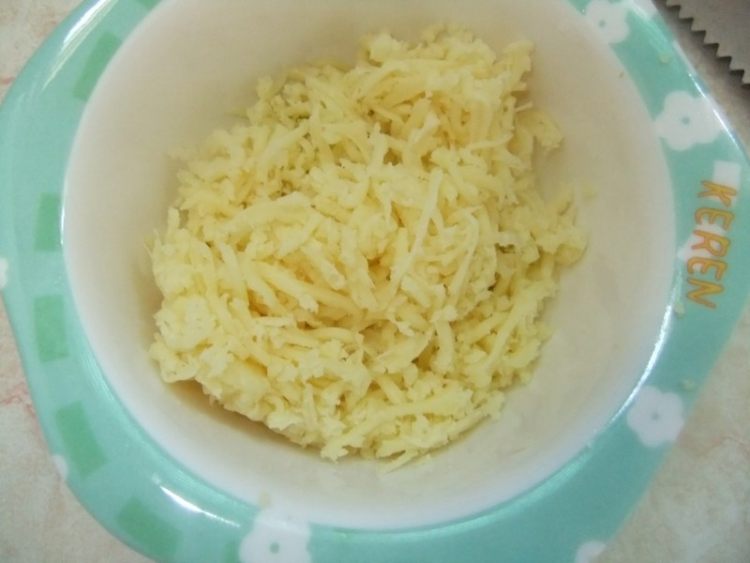 何美尔牛肉披萨步骤6