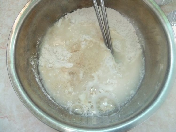 何美尔牛肉披萨步骤2