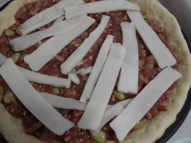 腊肠鲜虾披萨步骤22