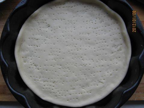 土豆脆肠披萨步骤1