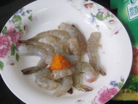 鲜虾里脊肉披萨步骤7