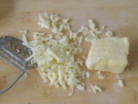 鲜虾里脊肉披萨步骤9