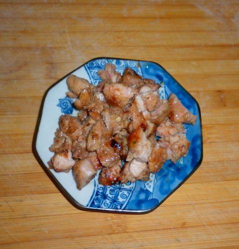 烧烤风味鸡腿披萨步骤14
