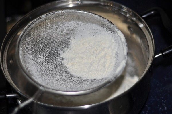（原创首发）红肠批萨步骤1