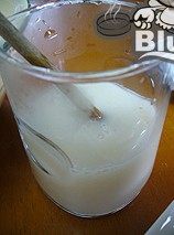 火腿香肠脆皮披萨步骤3