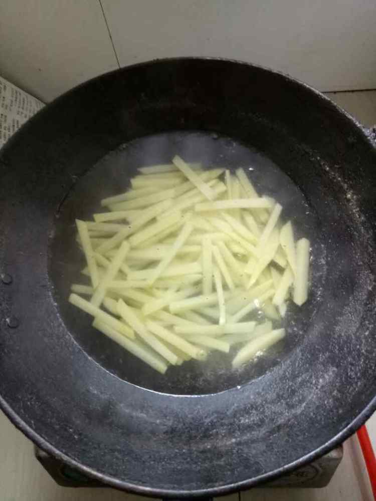 自制炸薯条步骤5