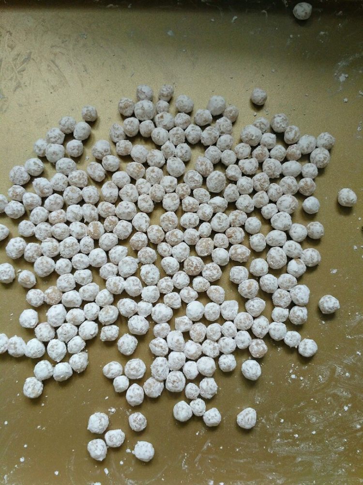 自制珍珠奶茶的珍珠步骤6