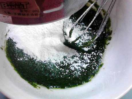 翡翠茼蒿蛋糕步骤4